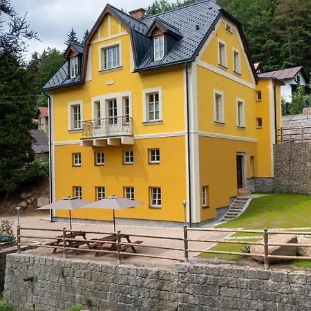 - Lesni Brana Apartment