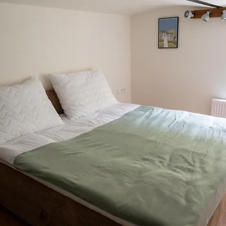 - Lesni Brana Apartment Josefuv Dul